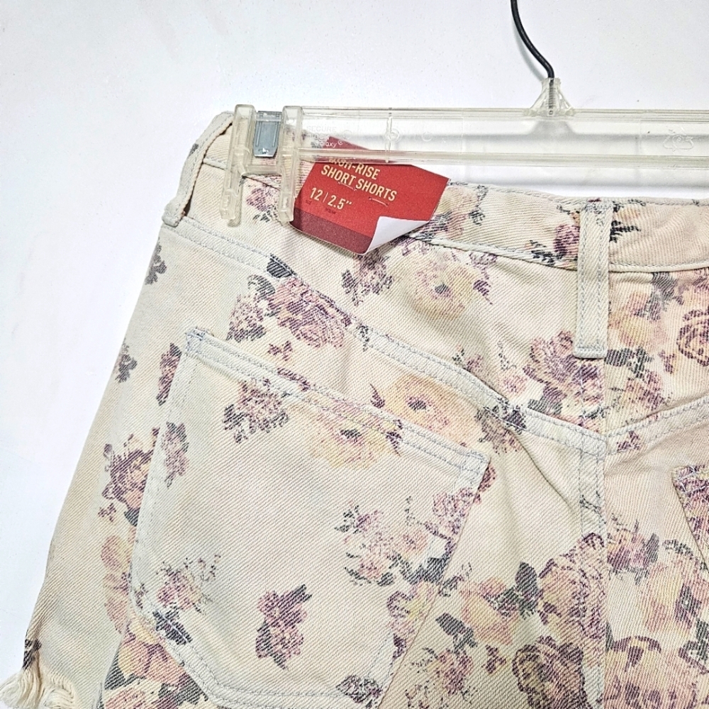 Mossimo Supply Denim Shorts Women's Size 12/31 - Picture 11 of 16